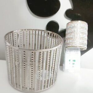 Bath and Body Works Glitz and Glamour 3 wick Candle and Soap Holder